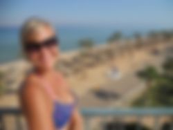 Toyboy zoekt een lekkere girl