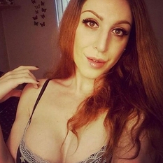 Maya (42 jaar  ) uit Utrecht