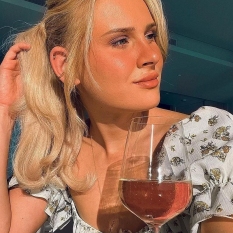 salaama (23 jaar  ) uit Noord-Brabant