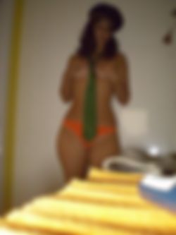 Alicia NEW in Ingelmunster WEINIG TABOO XL met veel sperma