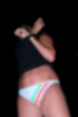 Jonge crossdress zoekt verzorgde, lieve, discrete man.