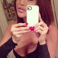 Katja229 (34 jaar  ) uit Zuid-Holland