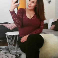 Lieson (24 jaar  ) uit Noord-Holland
