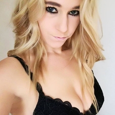 Dreamdream (26 jaar  ) uit Het Brussels Hoofdst