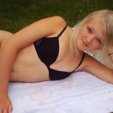 froukje (25 jaar  ) uit Noord-Brabant