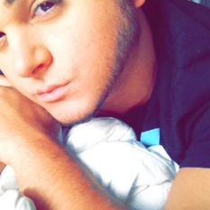 Charm (28 jaar  ) uit Drenthe