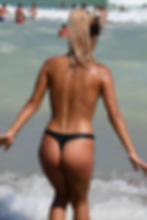 Zoek koppel met sletje om toe te kijken of tikkeltje meer…A'pen-Gent