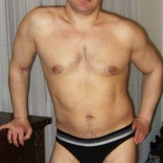 Varno (59 jaar  ) uit Noord-Holland