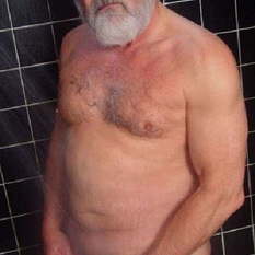 FritsBig (68 jaar  ) uit Vlaams-Limburg