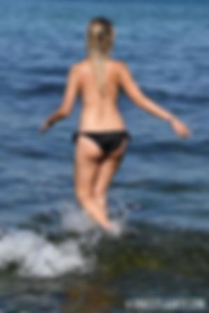 Knappe slanke verzorgde trav zoekt….