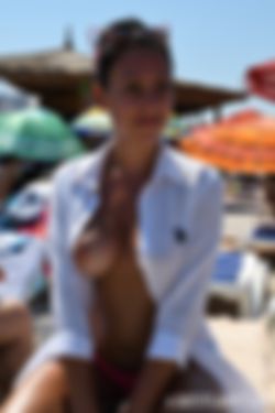 Vandaag PrivÃ© & Escort CloÃ« blonde milf F cup