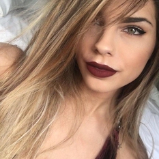 Betulsa (27 jaar  ) uit West-vlaanderen