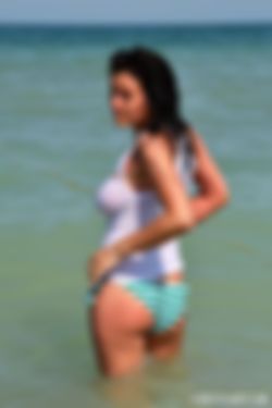 zijn er dan echt geen geile dames meer?