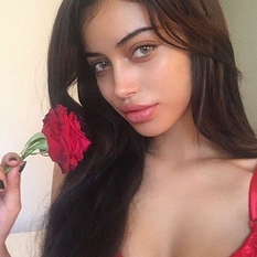 demelsa (24 jaar  ) uit Noord-Holland