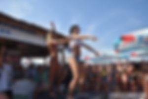 Welke toffe vrouw zoekt er een vaste sekspartner ?