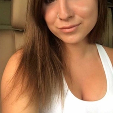 Britneybitch (23 jaar  ) uit Vlaams-Limburg