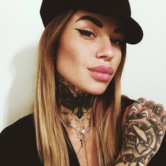 Dakota (32 jaar  ) uit Vlaams-Limburg