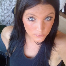 angel- (31 jaar  ) uit Limburg