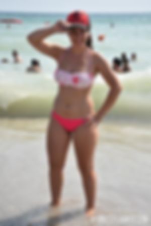 onderdanige jonge zoekt dame of koppel,ook 55+