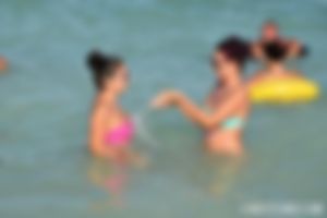 Leuk/Gezellig Koppeltje zoekt Vrouw voor Trio