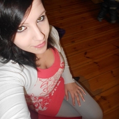 chocomousse (31 jaar  ) uit Limburg