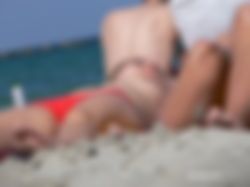 Lily is terug van vakantie en weer op zoek naar leuke dates!