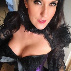 Flammable (34 jaar  ) uit West-vlaanderen