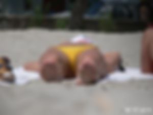 Mooie vrouw voor single of koppeldate privÃ© en escort