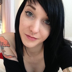 Hilde5 (24 jaar  ) uit Groningen