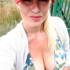 Milanex (43 jaar  ) uit Noord-Brabant