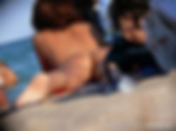 Topescort: twink met lekker lichaam zoekt fun met mannen en/of vrouwen