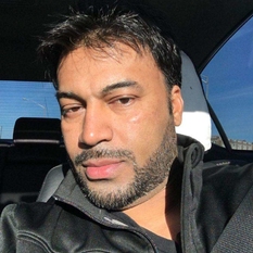 VB44 (49 jaar  ) uit Vlaams-brabant