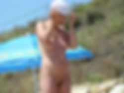 Alisa, ik sta heet en geil, kan jij me helpen? 0470.57.57.02