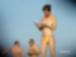 Amateur gangbang met jonge knappe Vlaamse meisjes Op maandag 17/02 12u