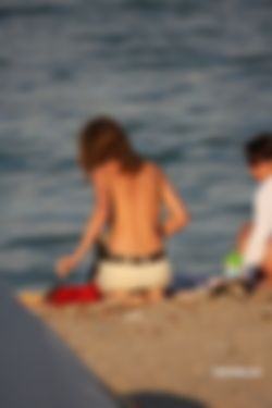 AURORE 25 en KATHY 22 TWEE VURIGE DAMES VOOR VL-BRB en LIMBURG