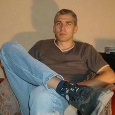 VerlegenJhonny (50 jaar  ) uit Oost-vlaanderen