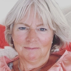 Serolien (70 jaar  ) uit Noord-Brabant