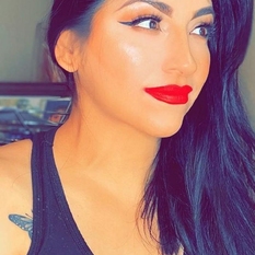 Annemiekepieke (31 jaar  ) uit Noord-Holland