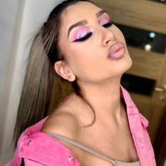 Pauloien (18 jaar  ) uit Utrecht