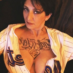 Love_life (59 jaar  ) uit Zuid-Holland