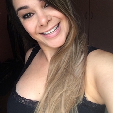 valentina (43 jaar  ) uit Flevoland