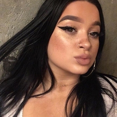 KikaKira (28 jaar  ) uit Utrecht