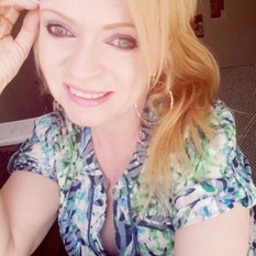 _Blond_ (56 jaar  ) uit Utrecht