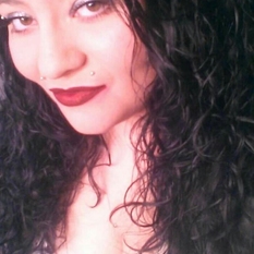 Roxie (33 jaar  ) uit Limburg