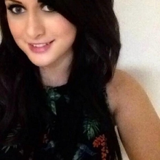 denyse (30 jaar  ) uit Friesland