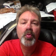 bigbosmike (56 jaar  ) uit Groningen