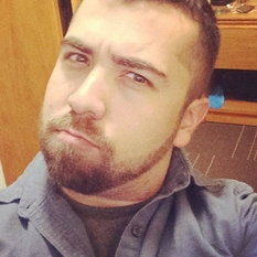 Manzoektleukeman (40 jaar  ) uit Groningen