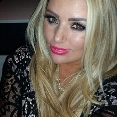 Famke (41 jaar  ) uit Friesland