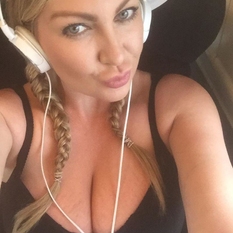 Ceylien (38 jaar  ) uit Het Brussels Hoofdst