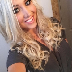 Yeska (31 jaar  ) uit Vlaams-brabant